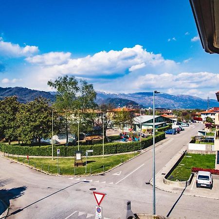 Appartamento Borgo Peschiere Maniago Exterior foto